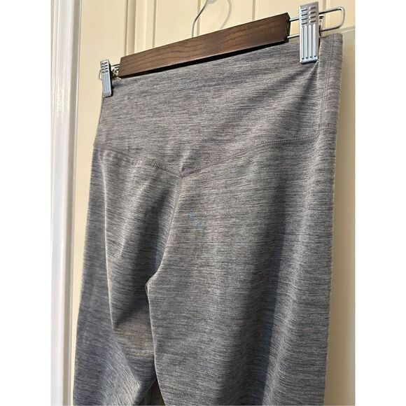 Nike One Women’s Dri-Fit 7/8 Colorblock Leggings Size Small BV4599-011 - Picture 6 of 8